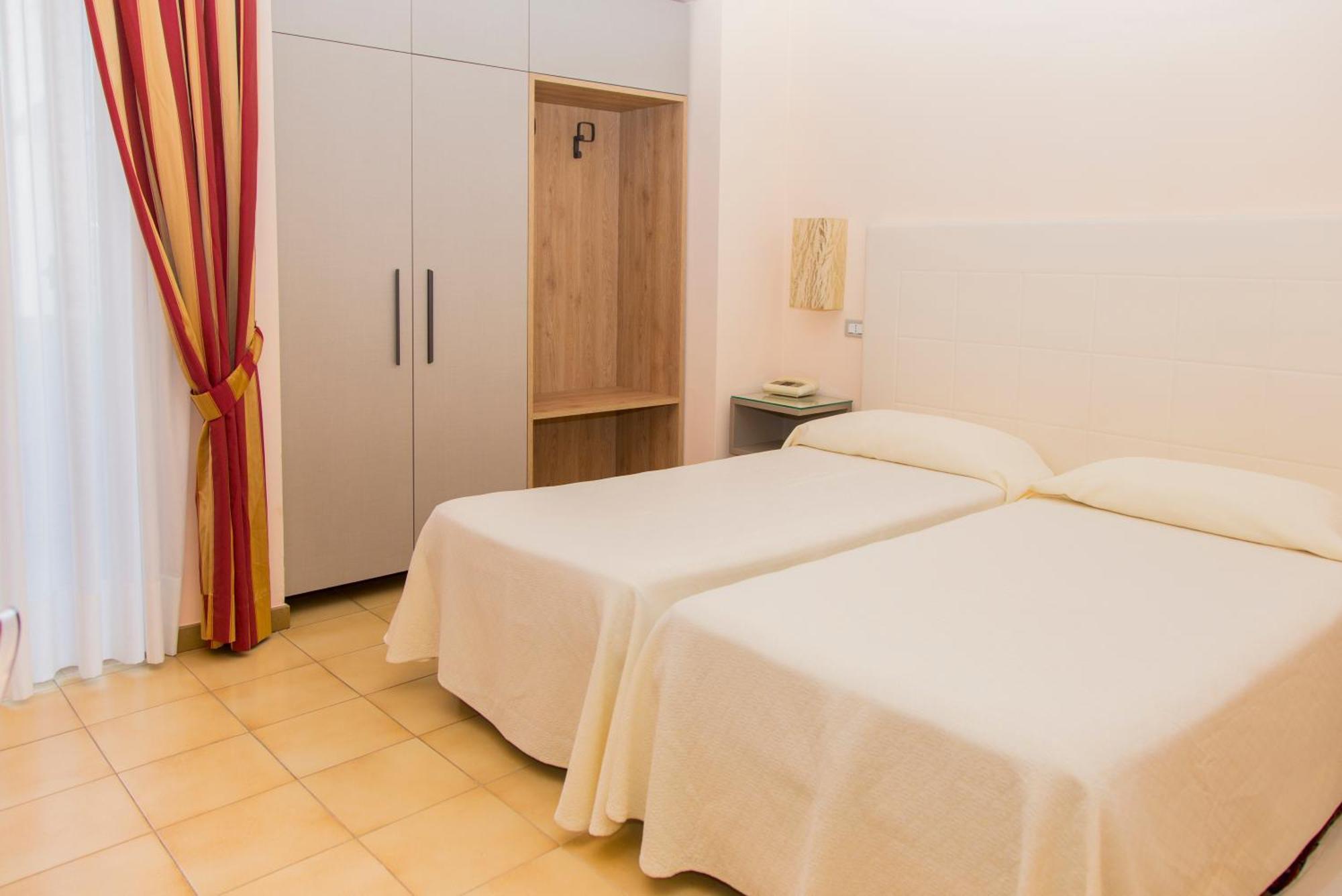 Hotel Il Mulino Capo d'Orlando Exterior photo